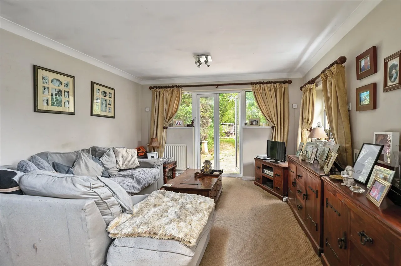 Lysons Avenue, Ash Vale, Guildford, Surrey, GU12 5QF, photo 4