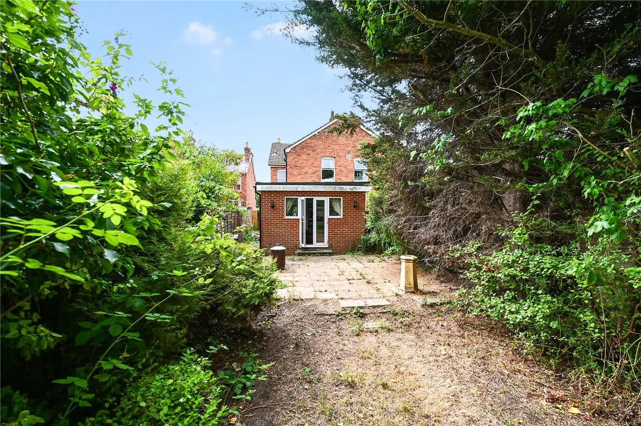 Lysons Avenue, Ash Vale, Guildford, Surrey, GU12 5QF, photo 10