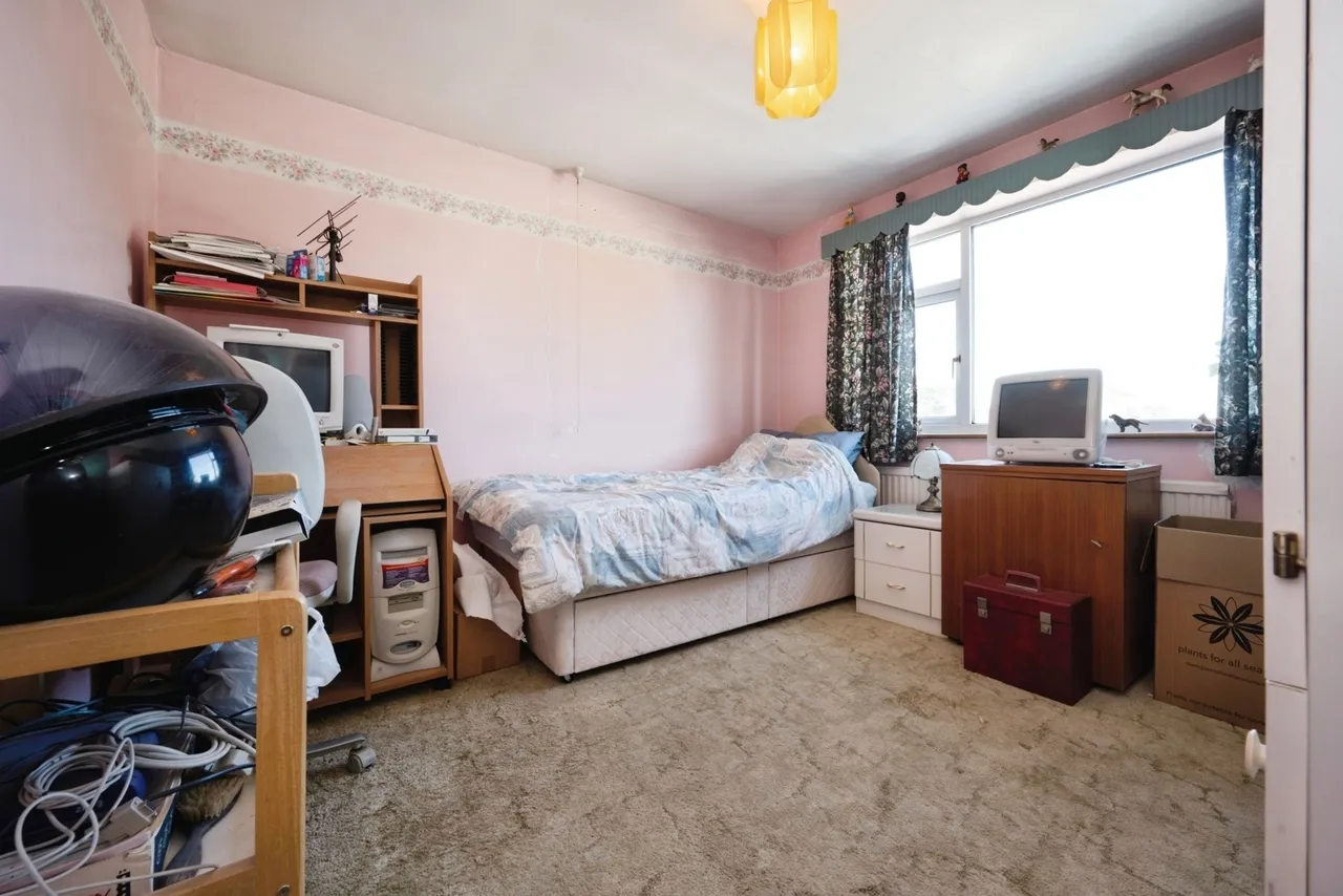 Bedford Road, Kempston, MK42, photo 11