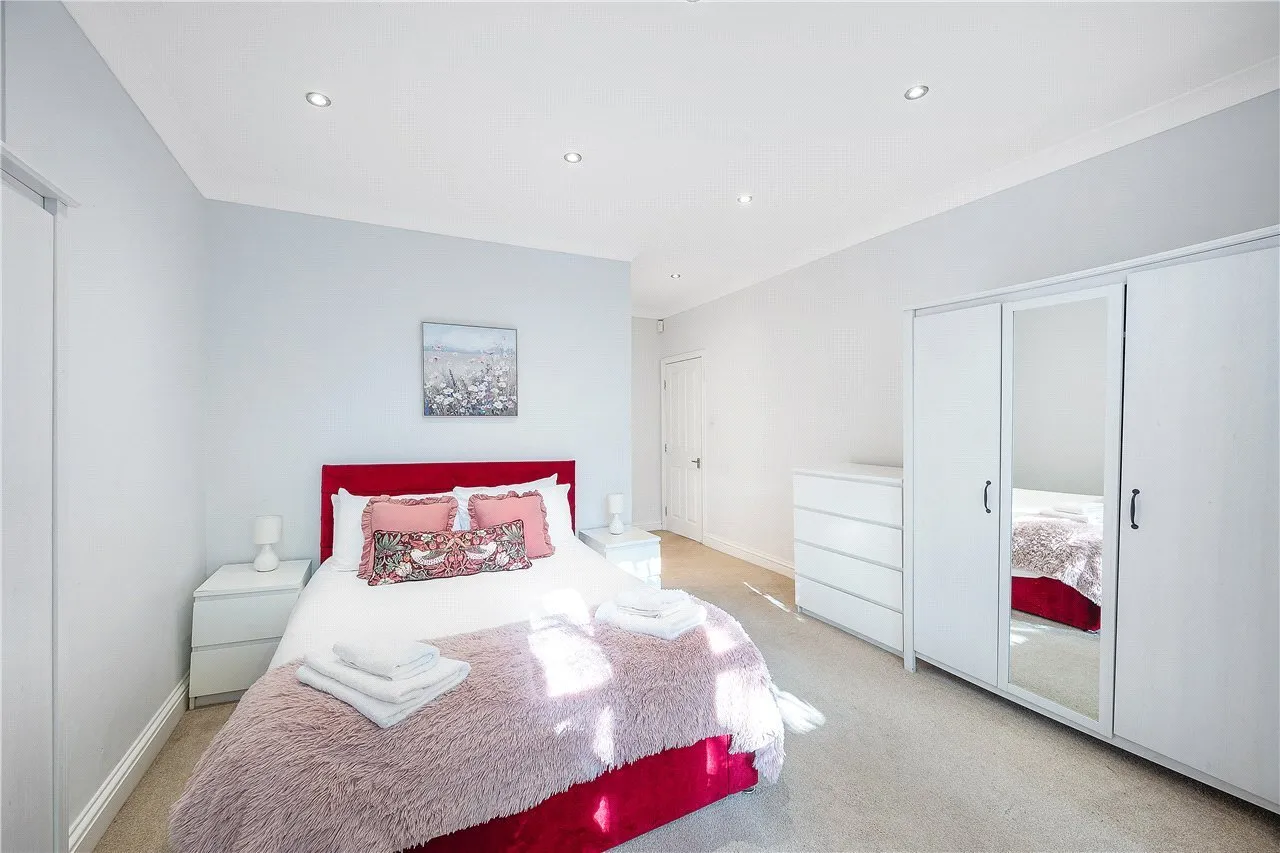 Christchurch Road, London, SW2, photo 16