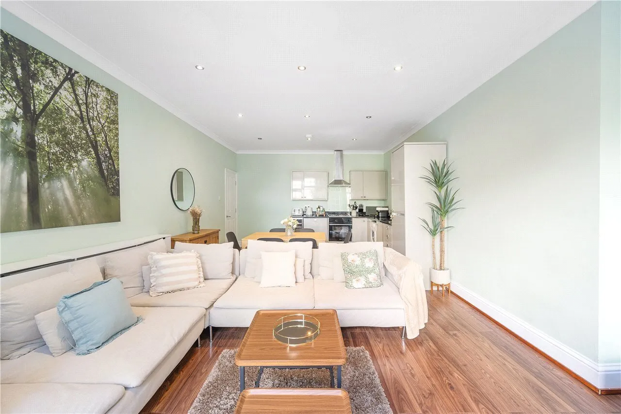 Christchurch Road, London, SW2, photo 6