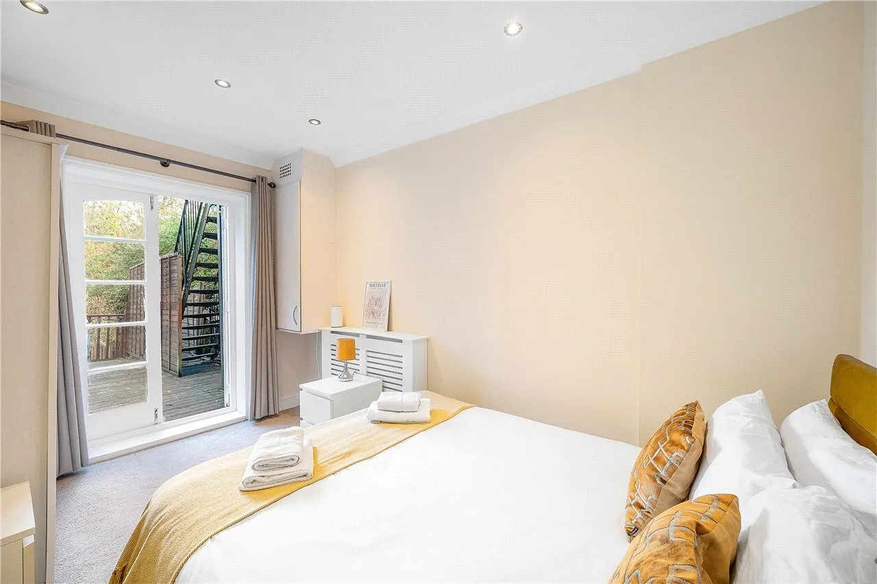 Christchurch Road, London, SW2, photo 17
