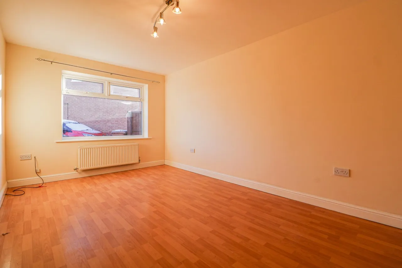 Rutland Close, Ettiley Heath, CW11, photo 7