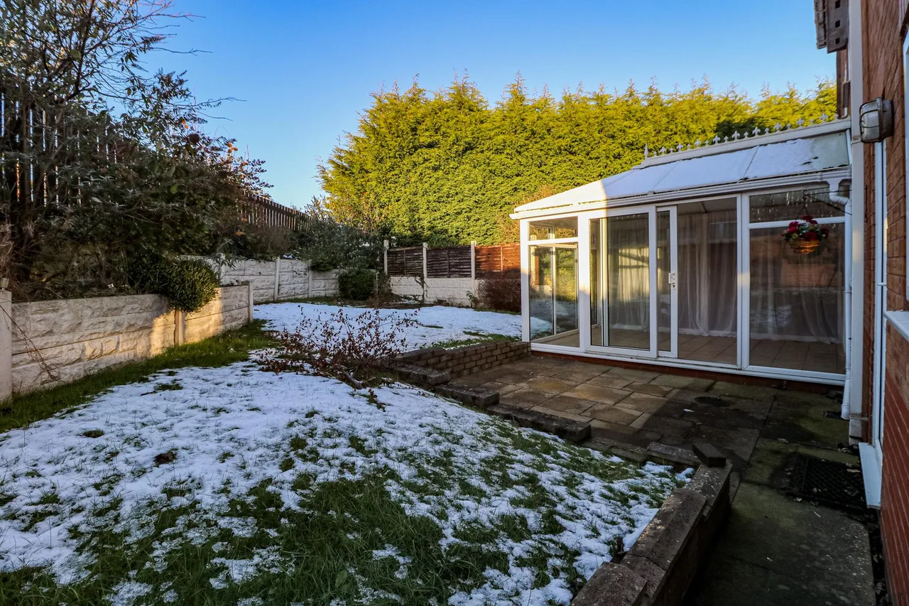 Rutland Close, Ettiley Heath, CW11, photo 18