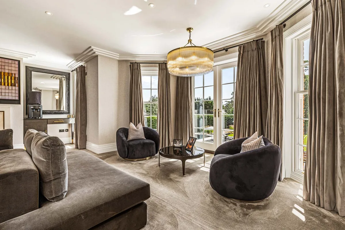 Abbots Drive, Virginia Water, GU25, photo 24