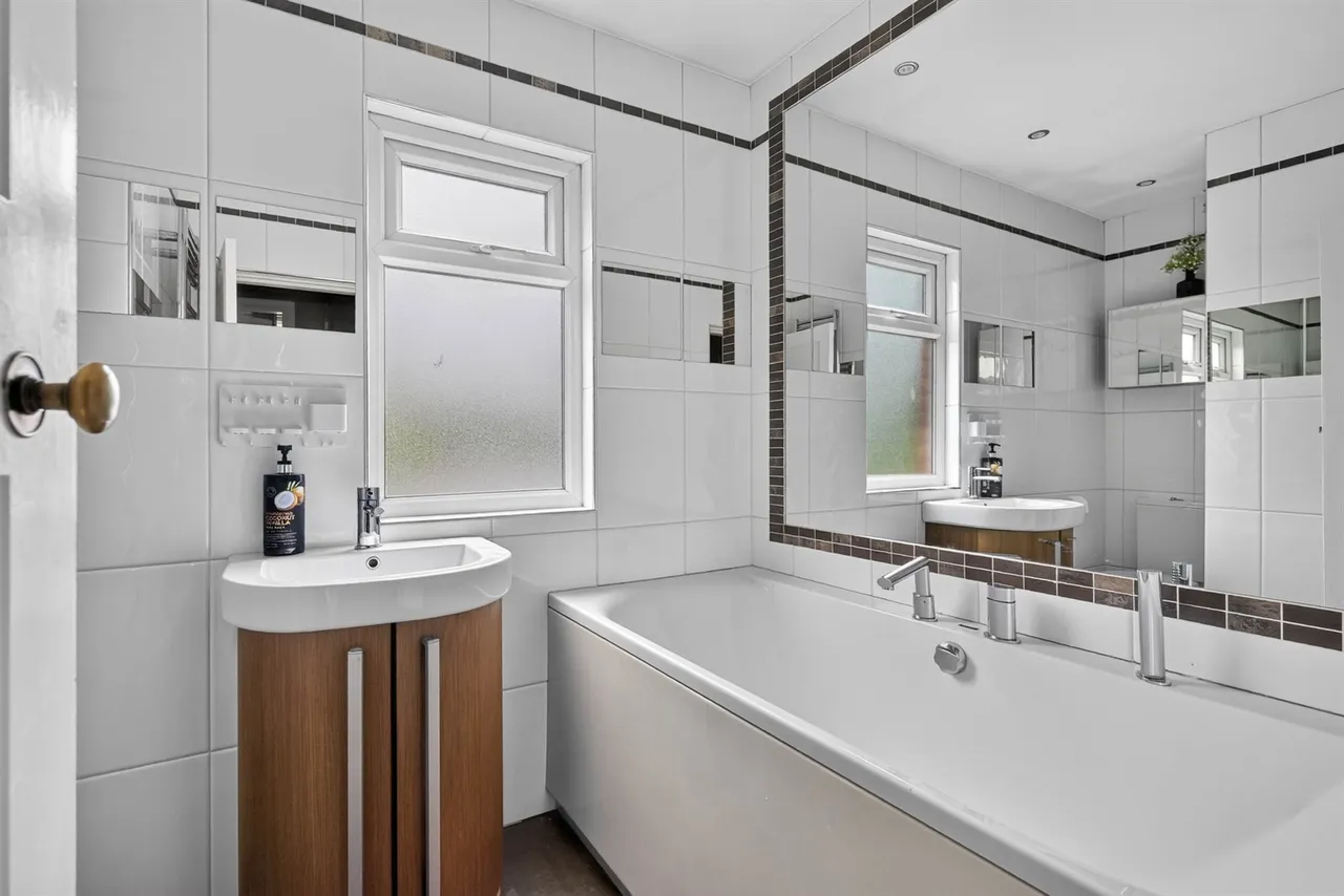 Sandhill Gardens, Belfast, BT5, photo 29