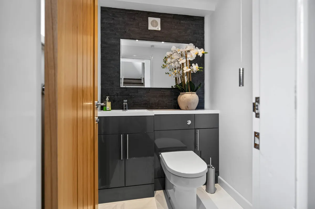 Roseacre, Newcastle, ST5, photo 32