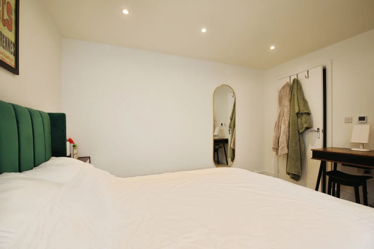 Eitherways, Newbury, RG14, photo 11