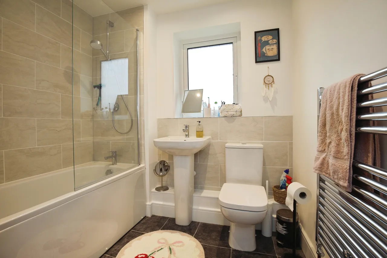 Eitherways, Newbury, RG14, photo 12