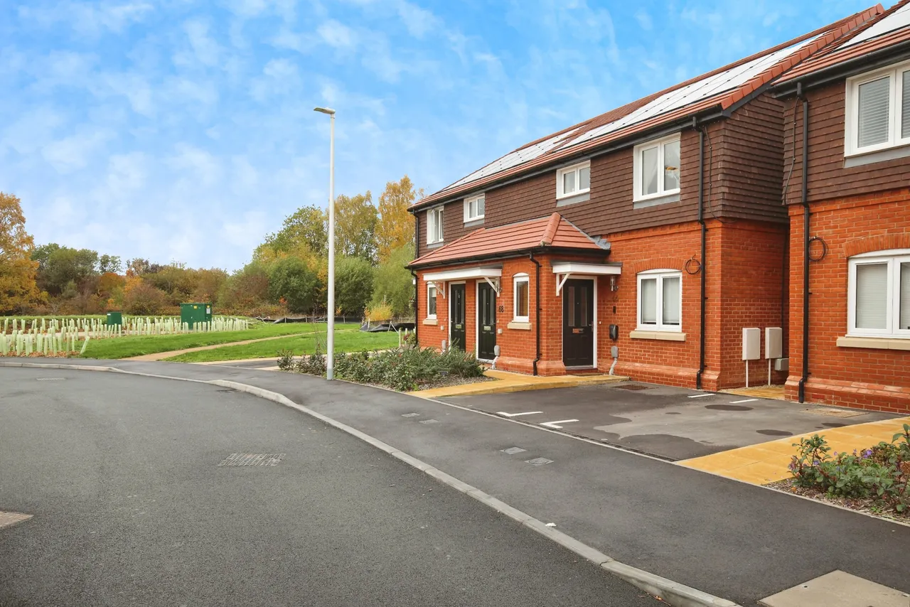 Eitherways, Newbury, RG14, photo 18