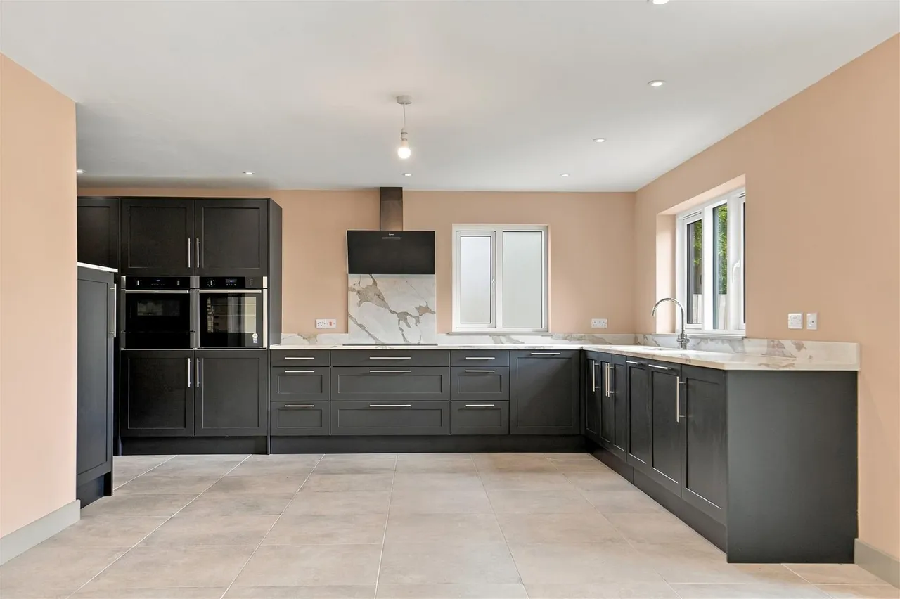Maple Close, Stradbroke, IP21, photo 2