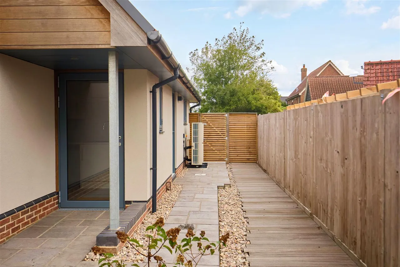 Maple Close, Stradbroke, IP21, photo 21