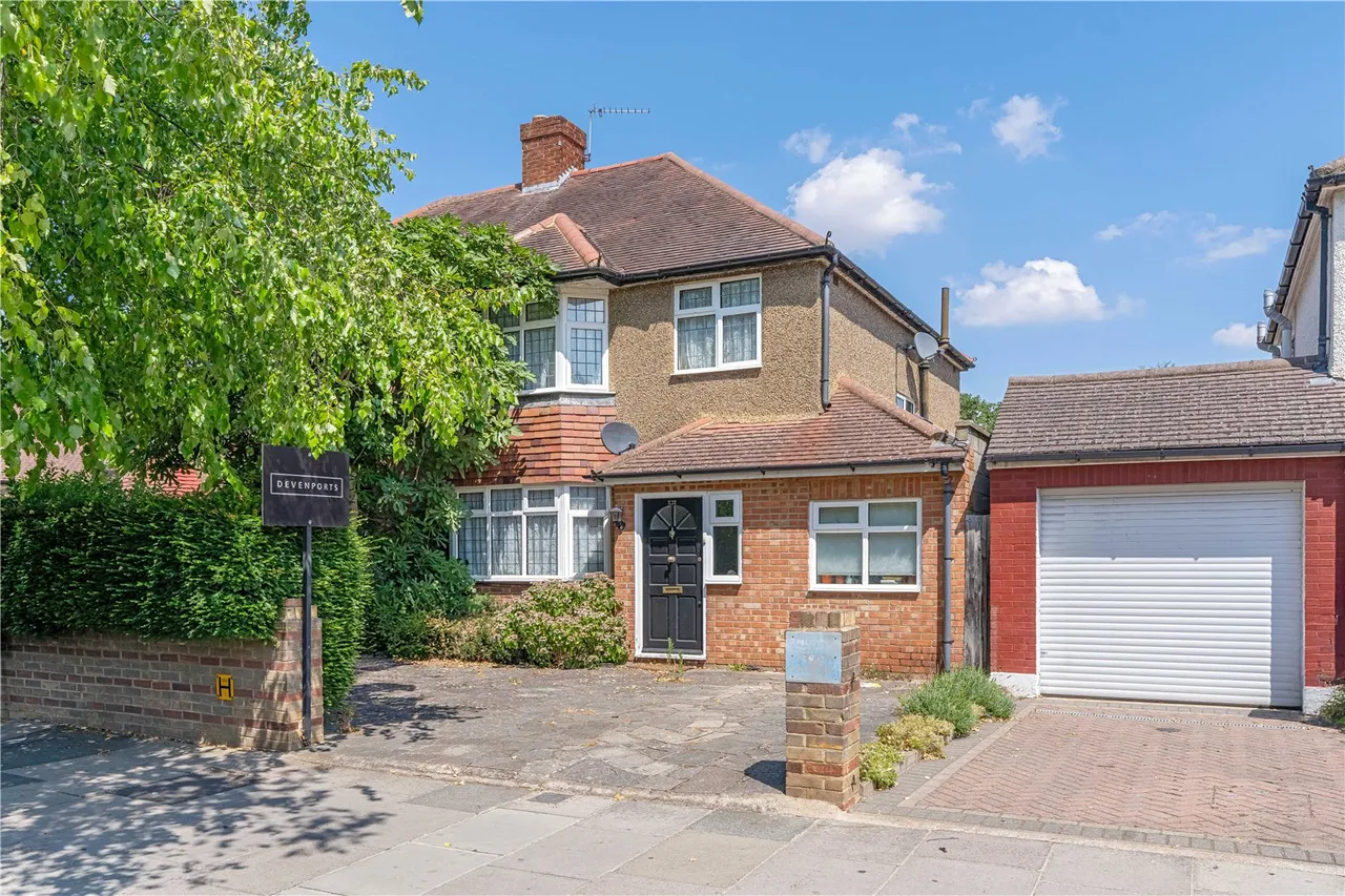 3 bed house for sale — Powder Mill Lane, Twickenham, TW2 6EJ