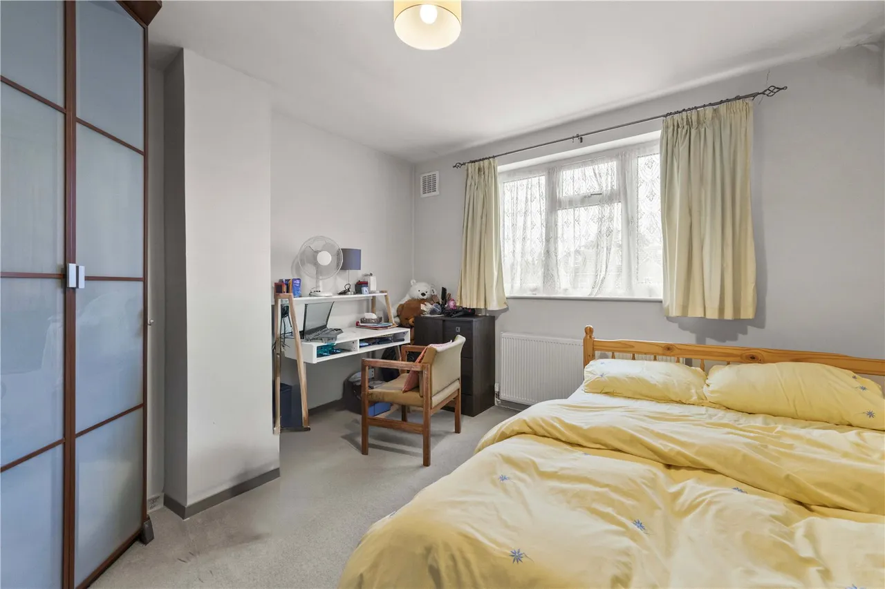 Powder Mill Lane, Twickenham, TW2 6EJ, photo 8