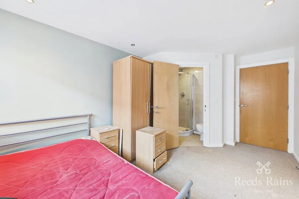 Elmira Way, Salford, M5, photo 6