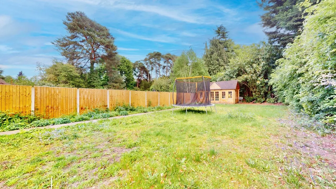 Oriental Road, Woking, GU22, photo 10