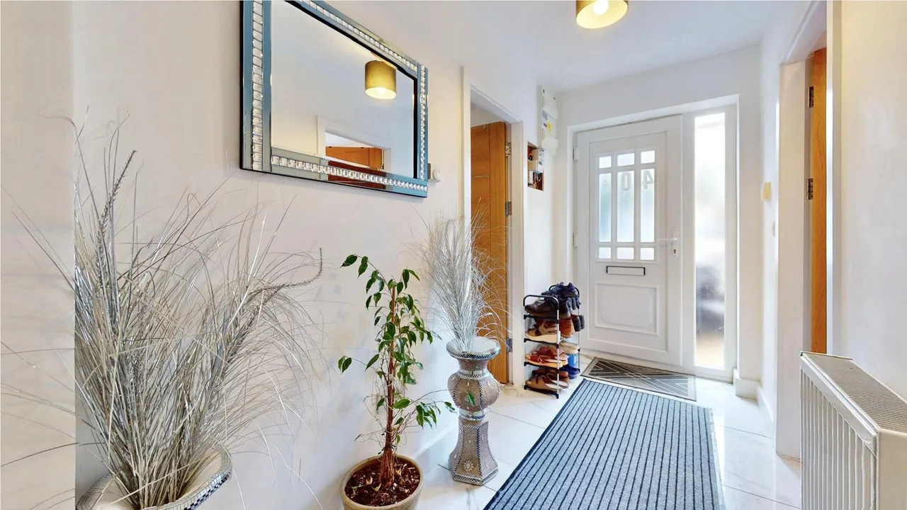 Oriental Road, Woking, GU22, photo 18