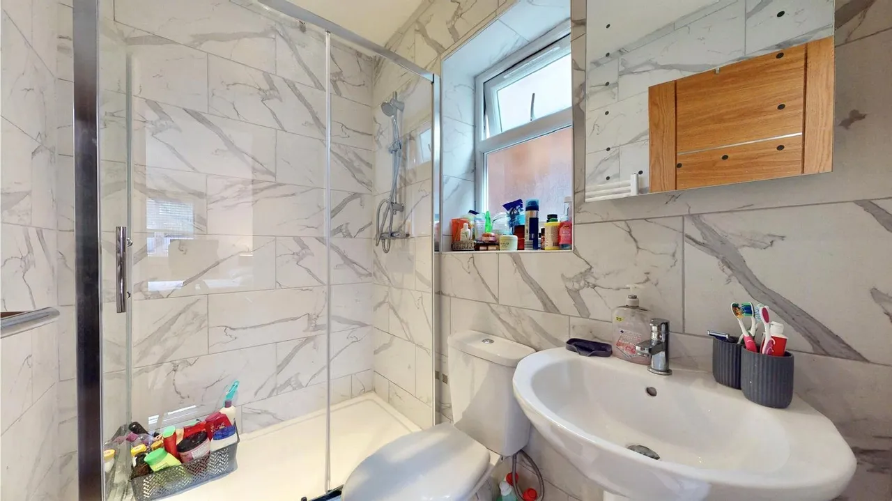 Oriental Road, Woking, GU22, photo 22