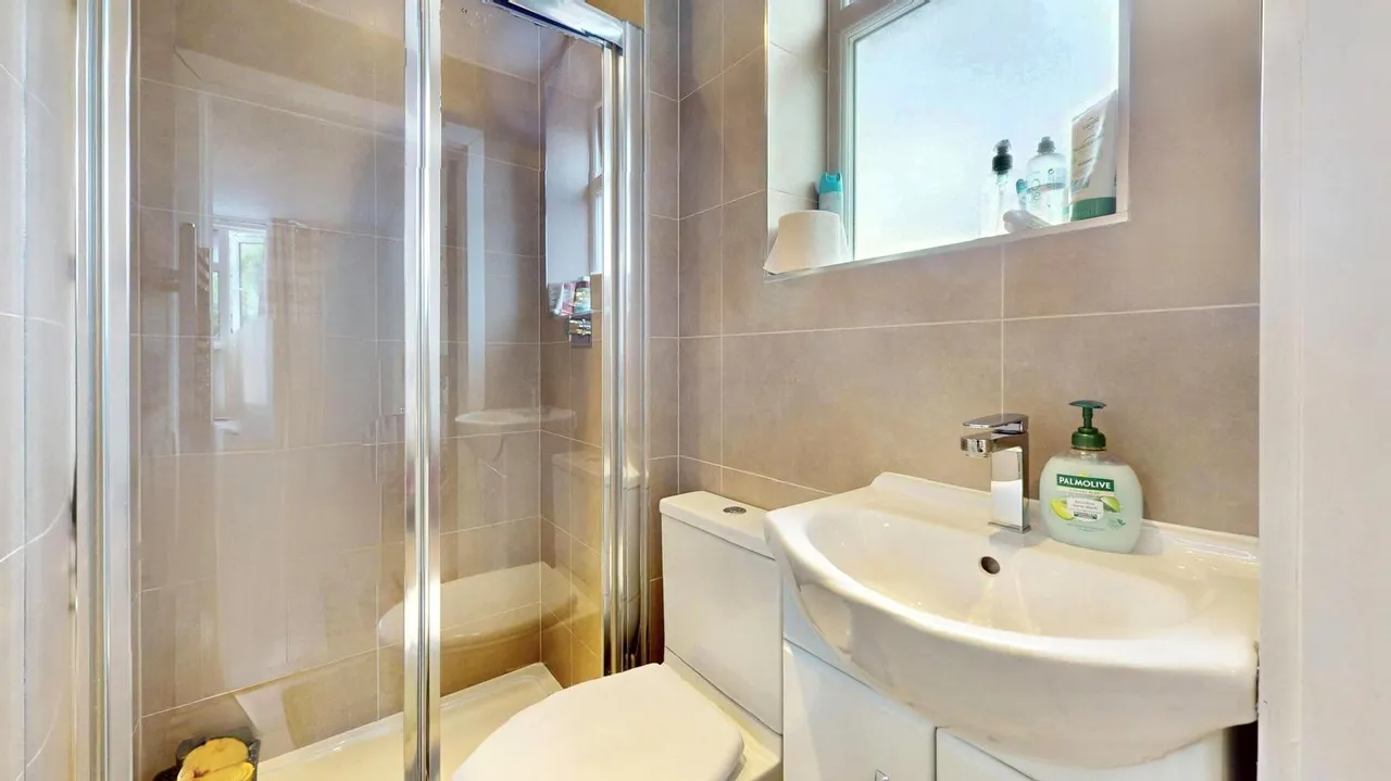 Oriental Road, Woking, GU22, photo 24