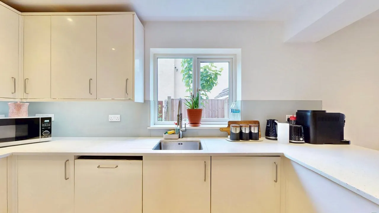 Oriental Road, Woking, GU22, photo 27