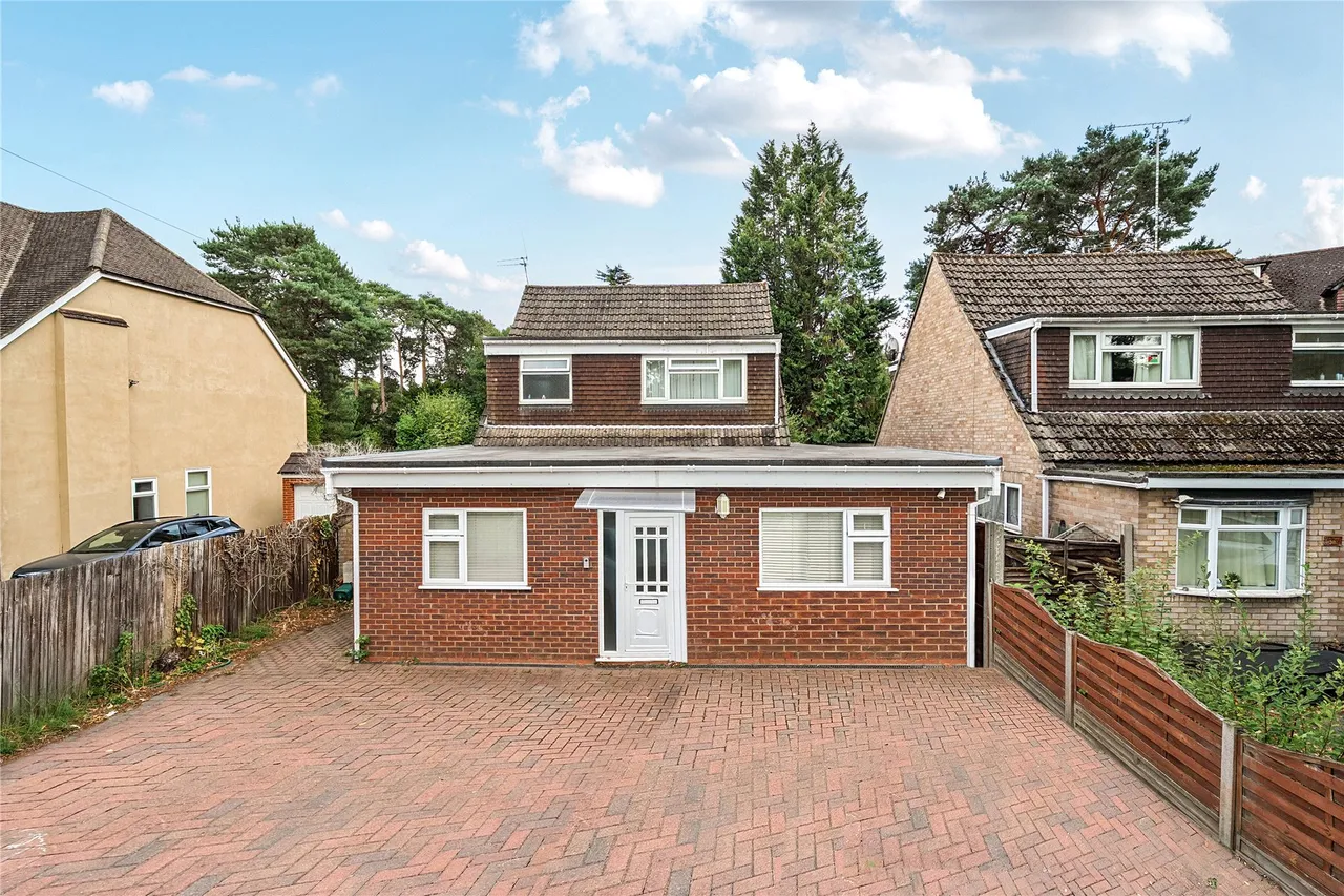Oriental Road, Woking, GU22, photo 36