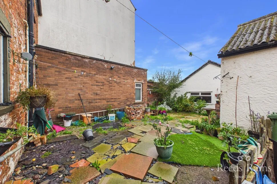 High Street, St. Asaph, LL17, photo 13