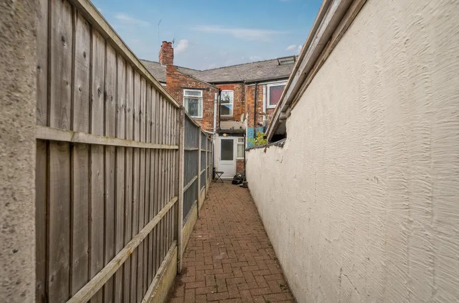 Cherry Road, Chester, CH3, photo 17