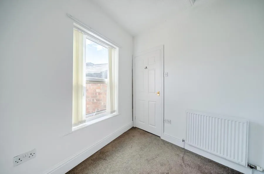 Cherry Road, Chester, CH3, photo 14