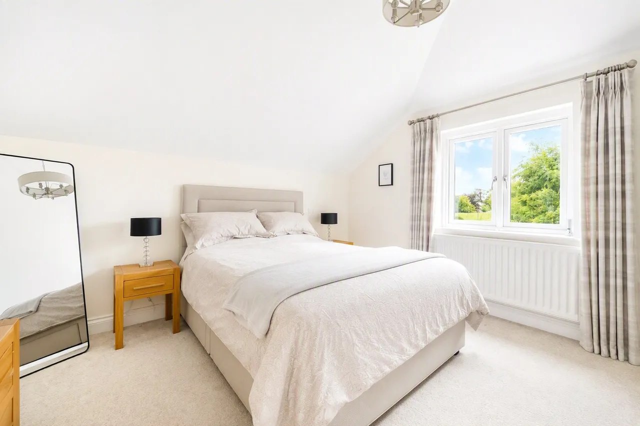 Hook Road, North Warnborough, RG29, photo 3