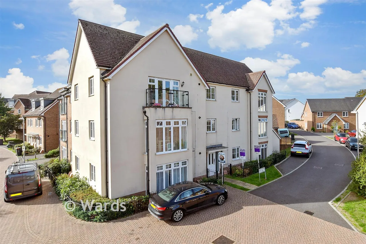 1 bed flat for sale, Elliot Way, Sholden, CT14