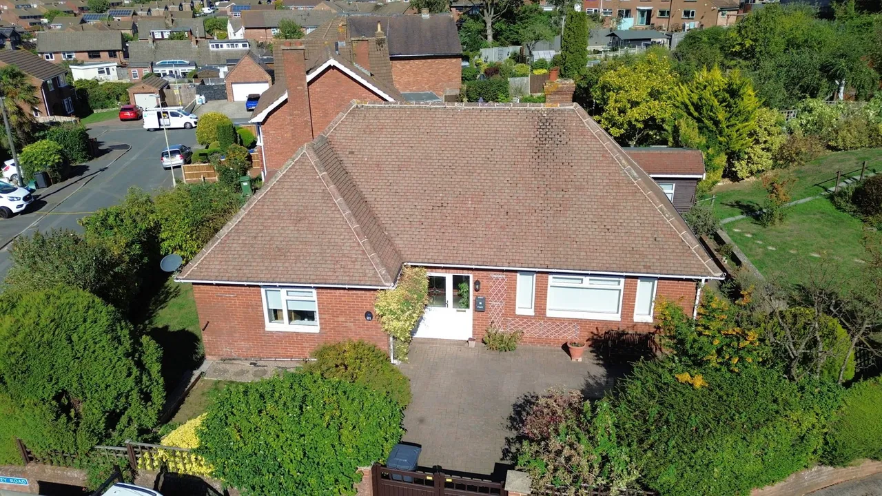 3 bed house for sale, Rissington Road, Tuffley, GL4