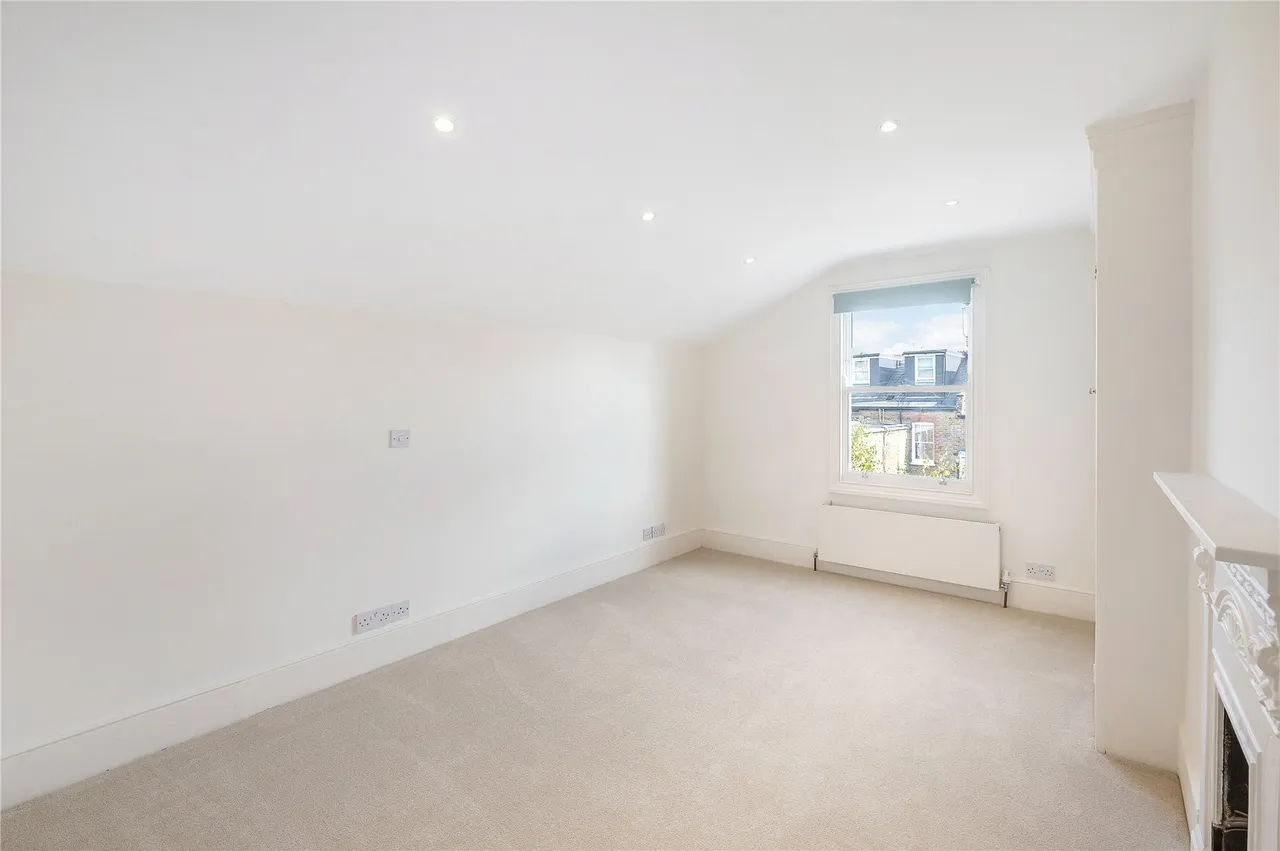 Narbonne Avenue, London, SW4, photo 11