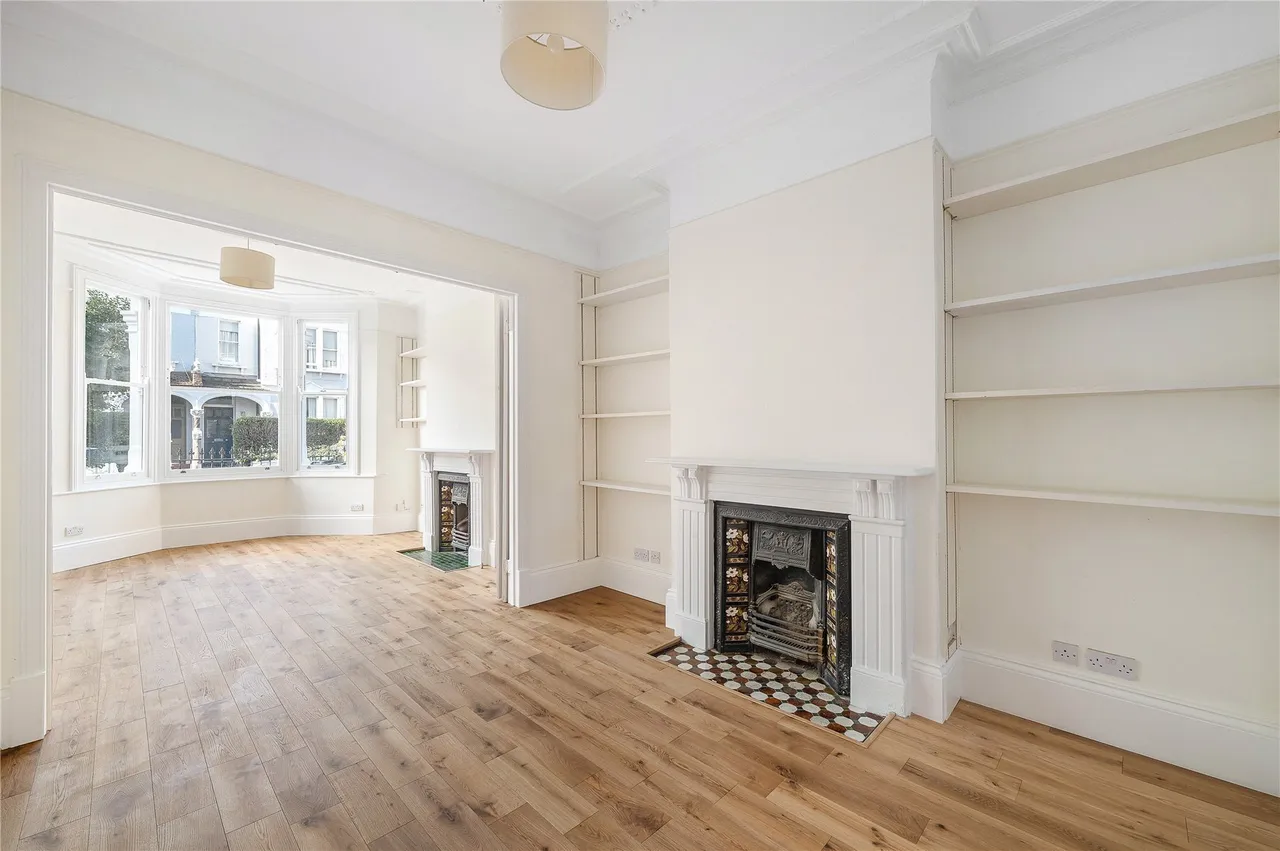Narbonne Avenue, London, SW4, photo 6