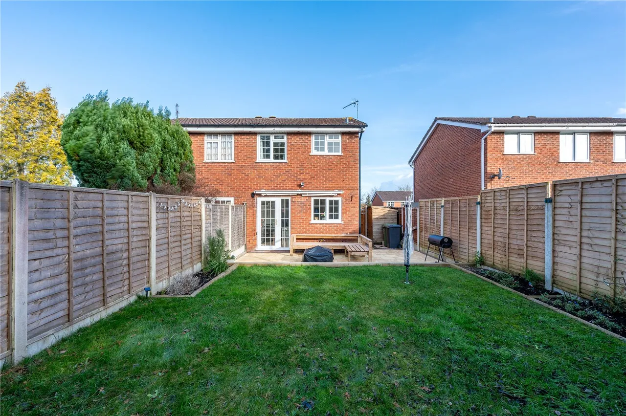 Stoneleigh Close, Oakenshaw South, Worcestershire, B98 7YW, photo 4