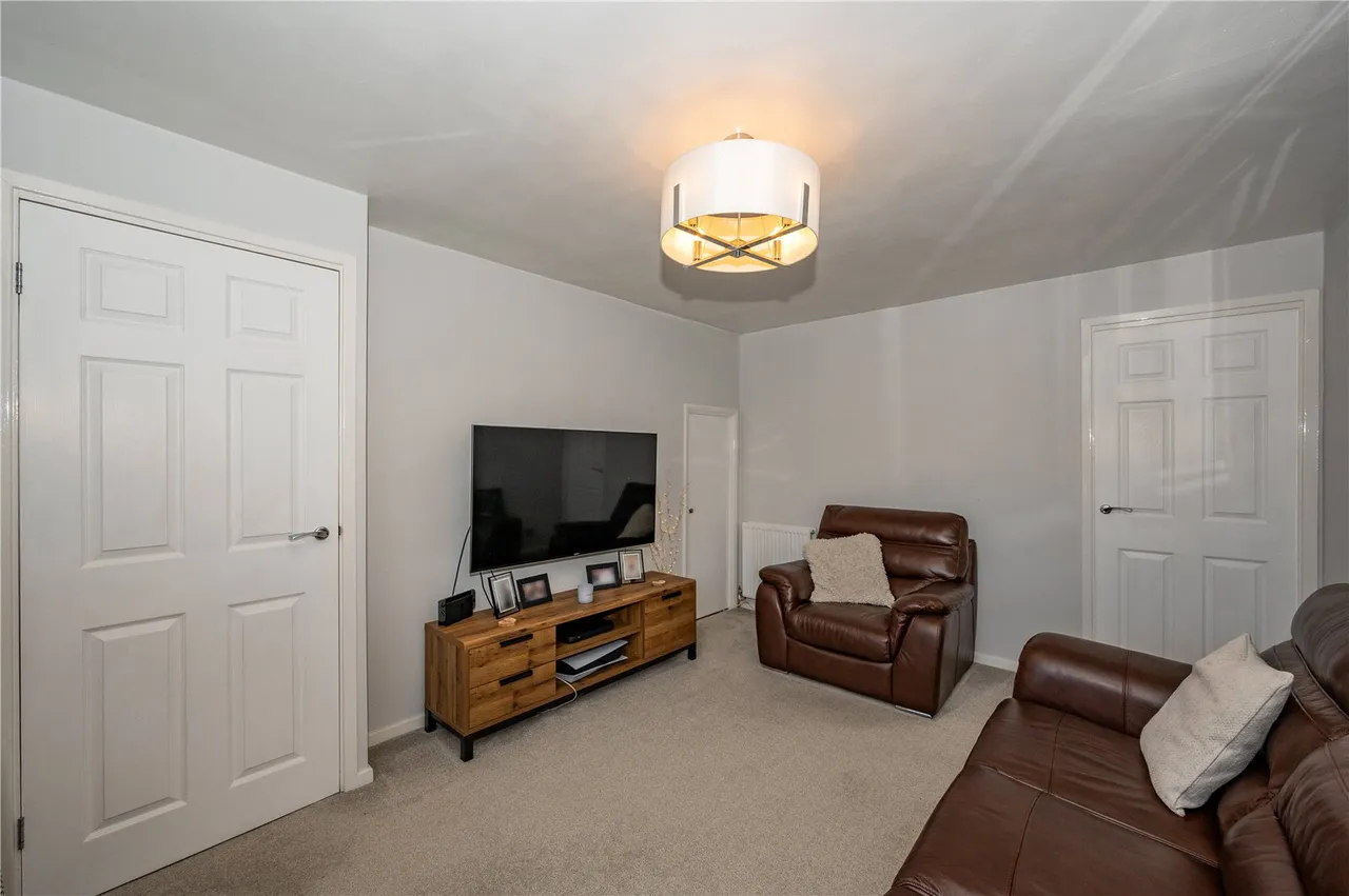Stoneleigh Close, Oakenshaw South, Worcestershire, B98 7YW, photo 6