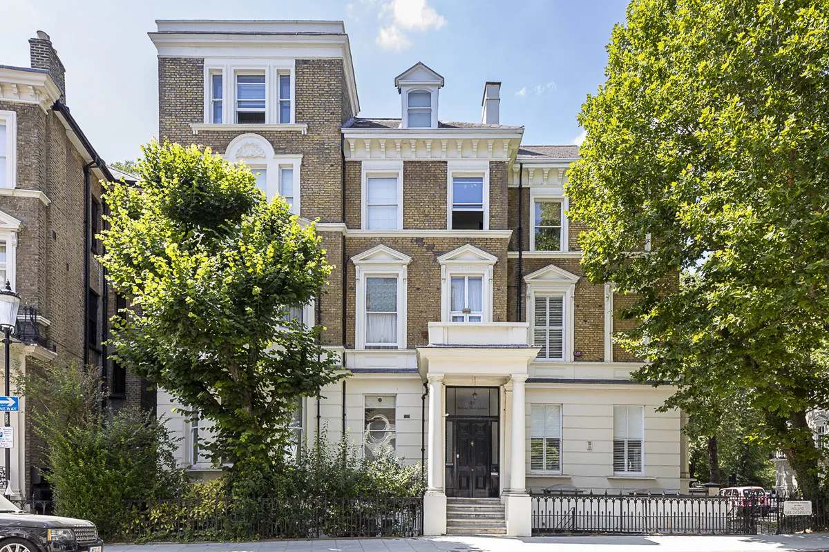 Holland Park Gardens, London, W14, photo 8