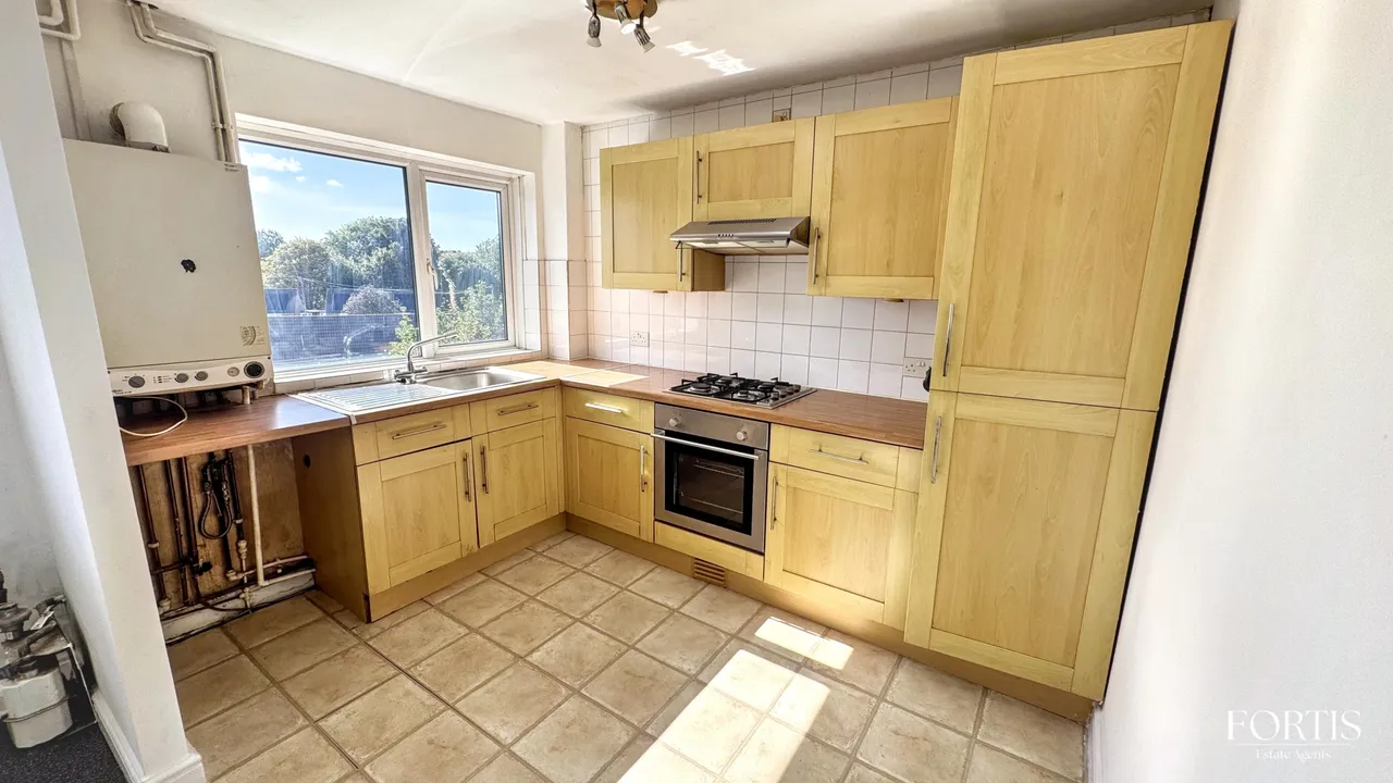 Tidenham Road, Cardiff, CF5, photo 5