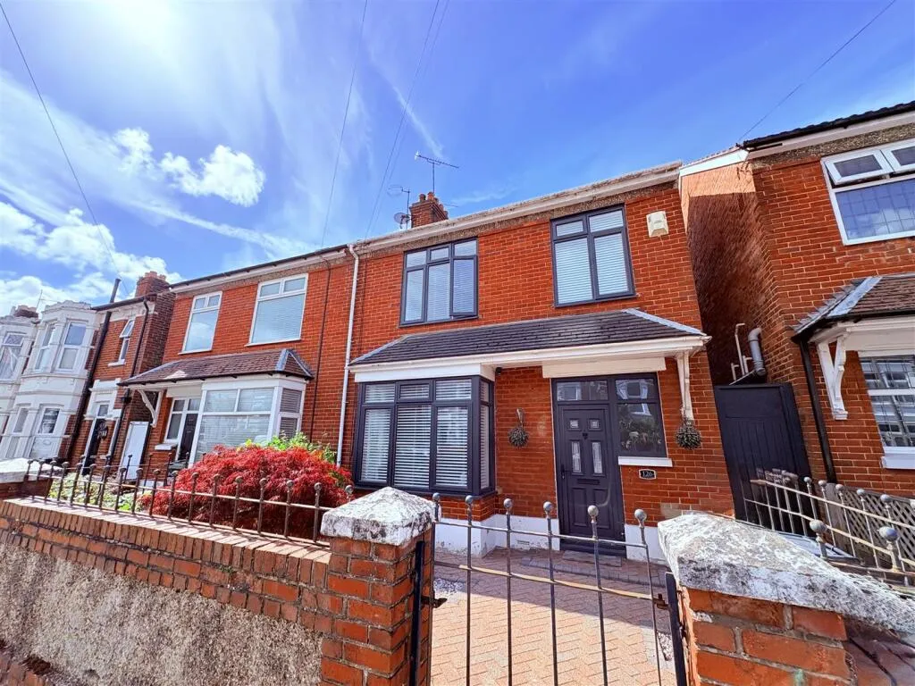 4 bed house for sale, Langstone Road, Portsmouth, PO3