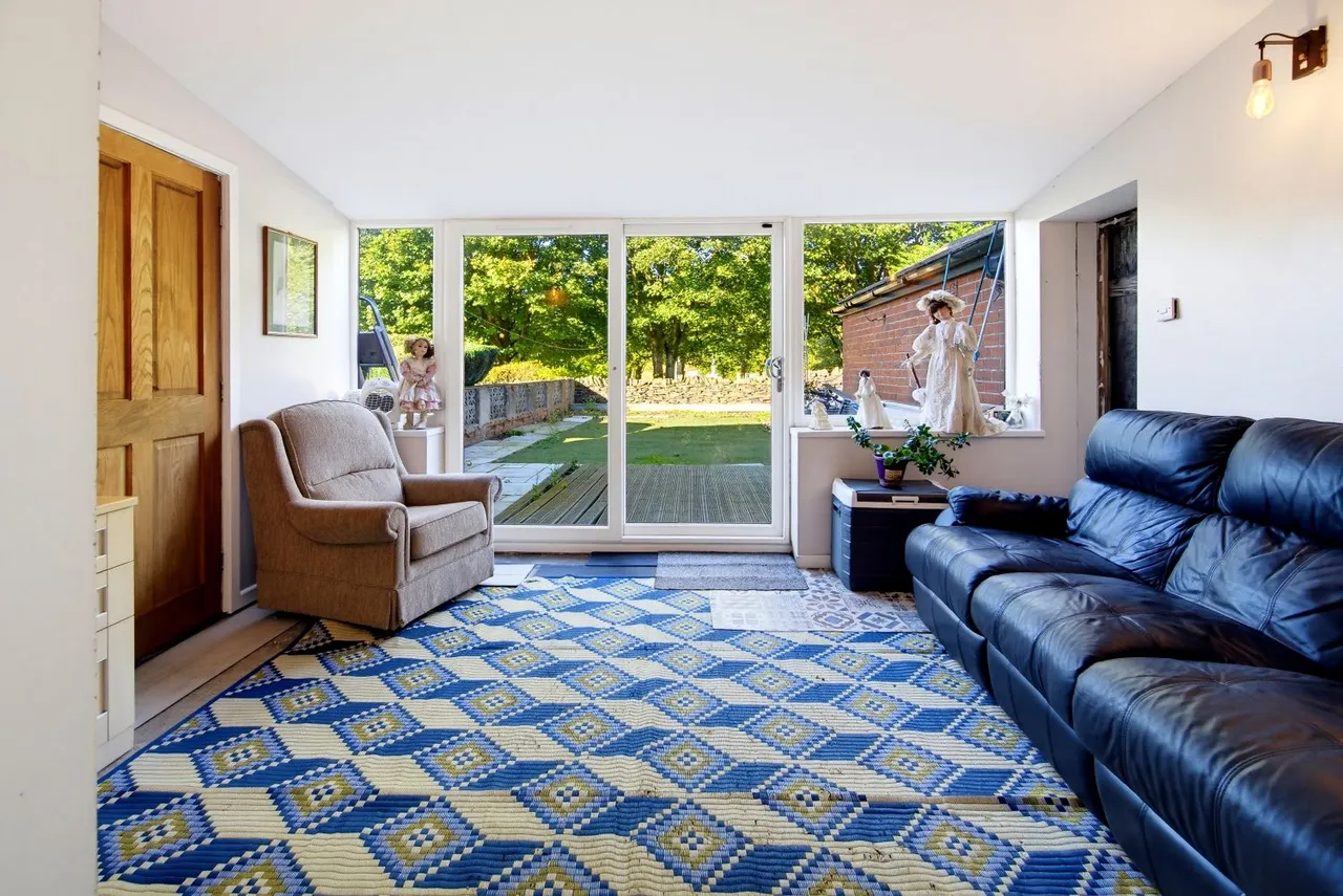 Mount Avenue, Huddersfield, HD3, photo 11