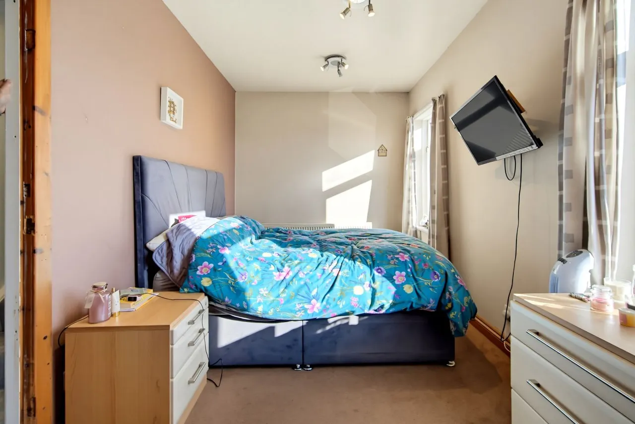 Mount Avenue, Huddersfield, HD3, photo 15