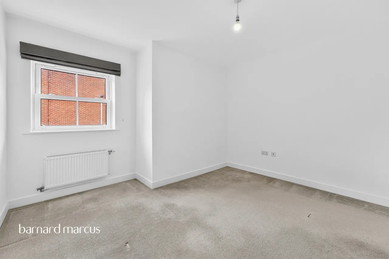 Tulett Avenue, London, N20, photo 16