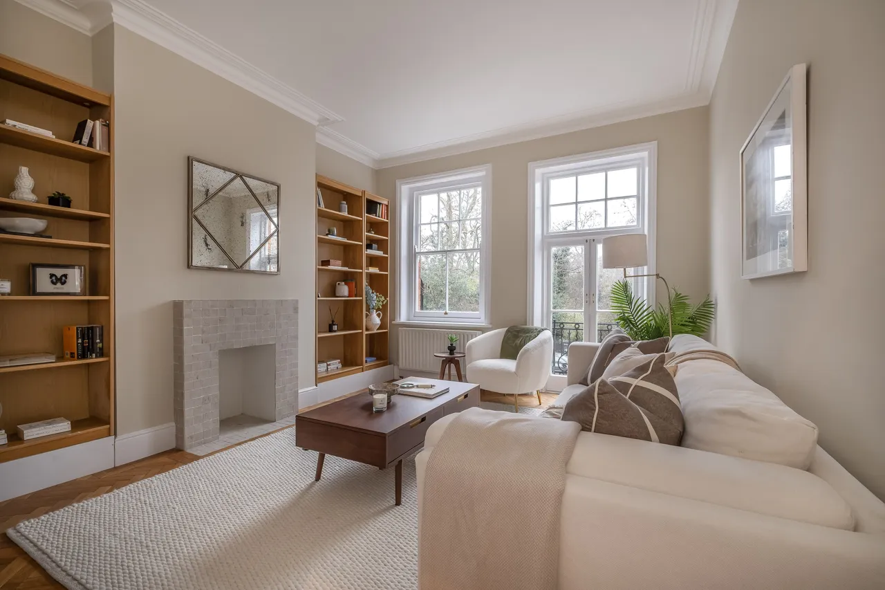 Prince Of Wales Drive, London, SW11, photo 4