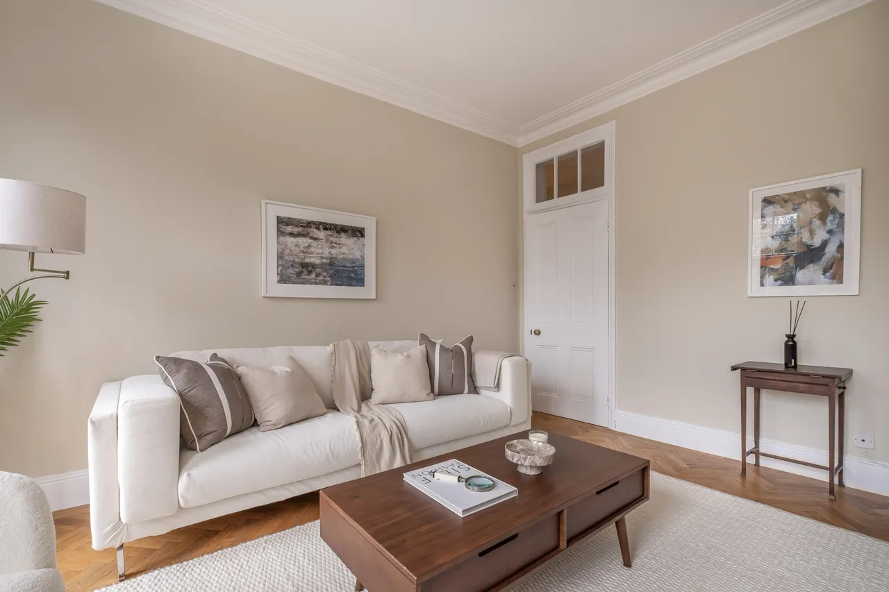 Prince Of Wales Drive, London, SW11, photo 10