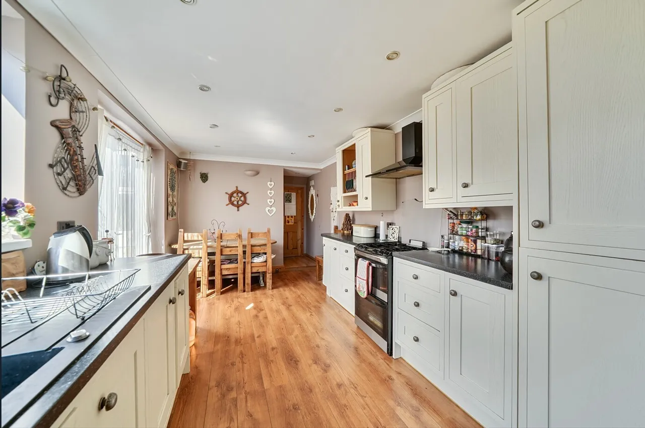 Upleatham Street, Saltburn-By-The-Sea, TS12, photo 2