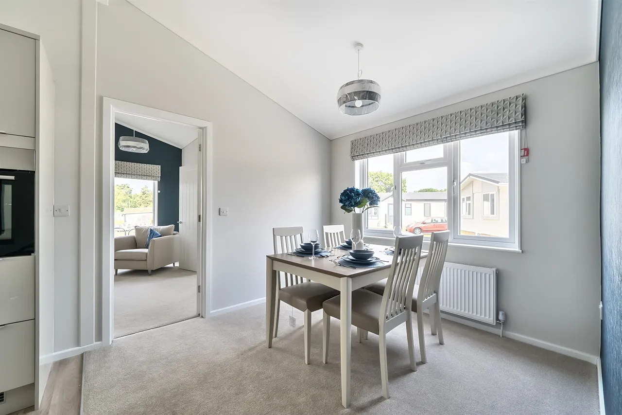 Wick Lane, Christchurch, BH6, photo 6