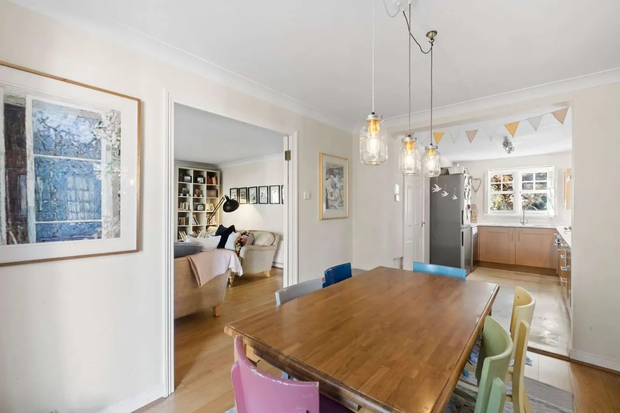 Nevinson Close, London, SW18, photo 4