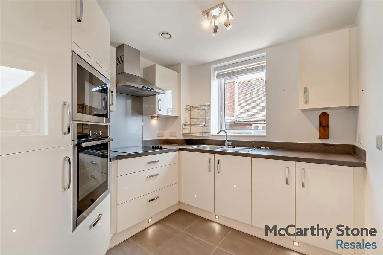St. Johns Road, Tunbridge Wells, TN4, photo 3