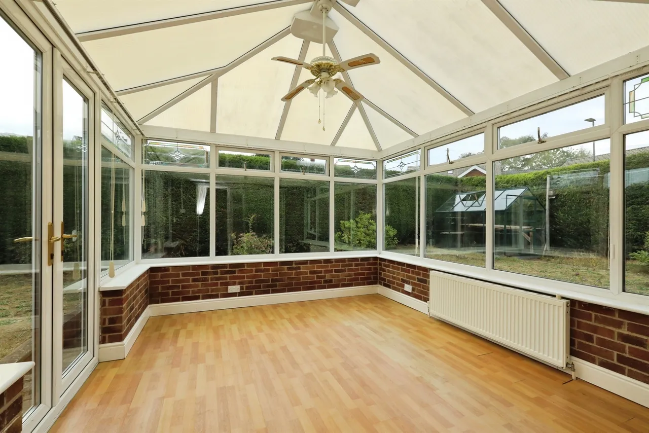 Maple Grove, Bawtry, DONCASTER, photo 5