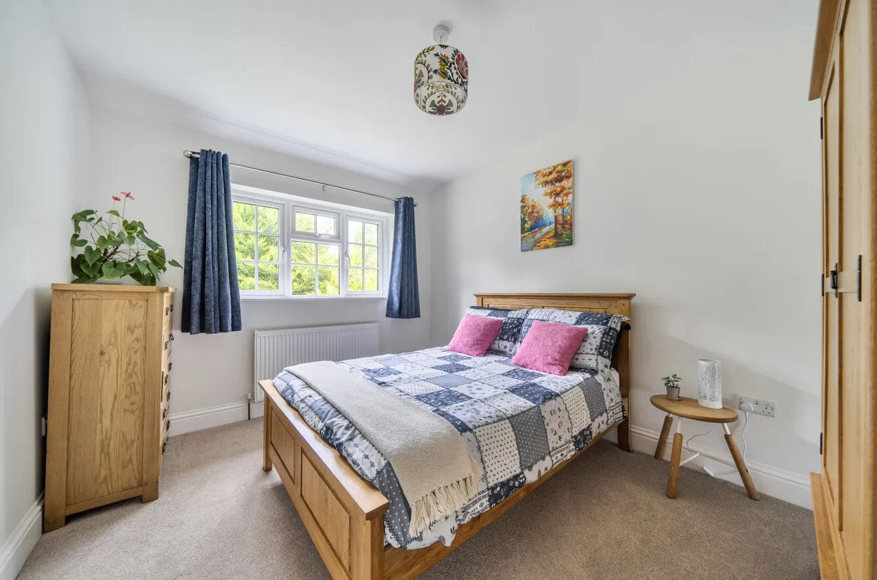 Wilderwick Road, East Grinstead, Surrey, RH19 3NS, photo 6