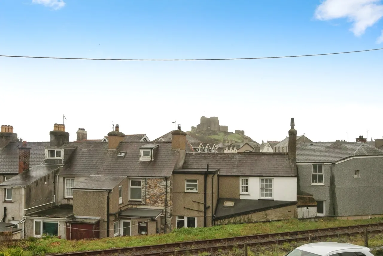 Cambrian Terrace, Criccieth, LL52, photo 6